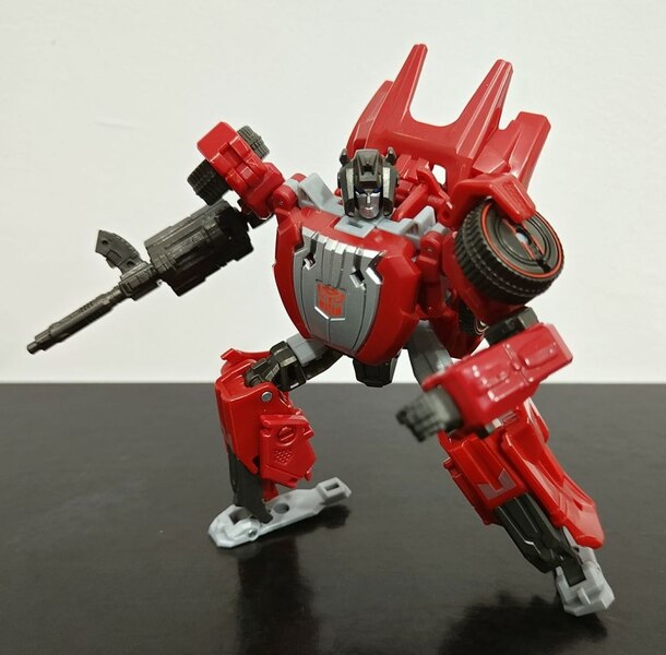 Image Of Gamer Edition Sideswipe Reveal Of Studio Series Deluxe Class Figure  (2 of 6)